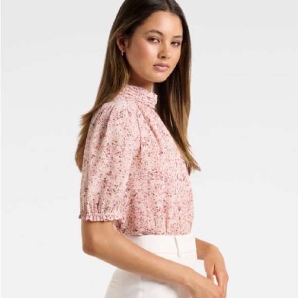Ever New - Spring Casual Vintage-Inspired Pink Floral Blouse with High Neck - Picture 10 of 10